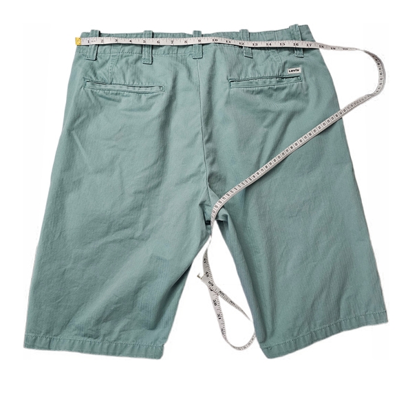 Levi's Men's Aqua Flat Front Cotton Shorts - Picture 14 of 16